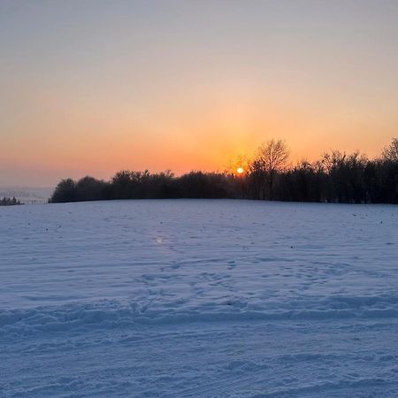 Kleine Auszeit Mit Aussicht Velbert Toenisheide Appartement Buitenkant foto