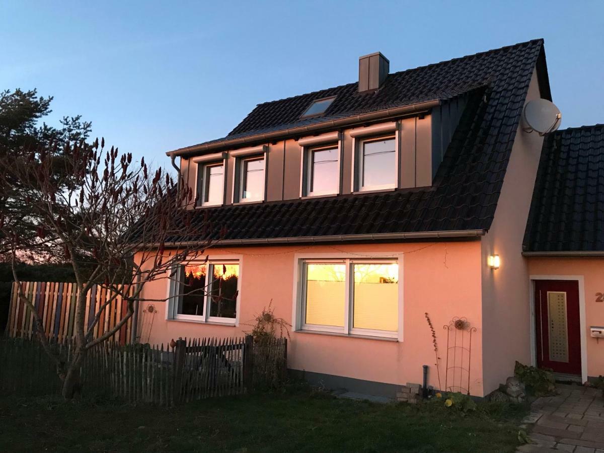 Kleine Auszeit Mit Aussicht Velbert Toenisheide Appartement Buitenkant foto