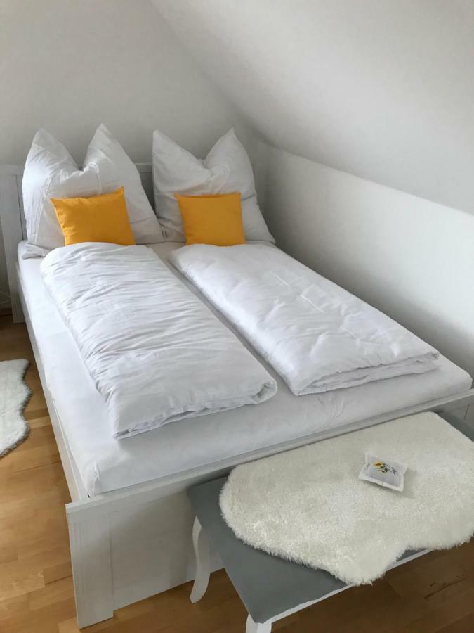 Kleine Auszeit Mit Aussicht Velbert Toenisheide Appartement Buitenkant foto